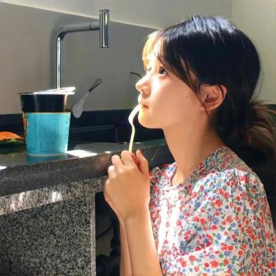 裸男怨女